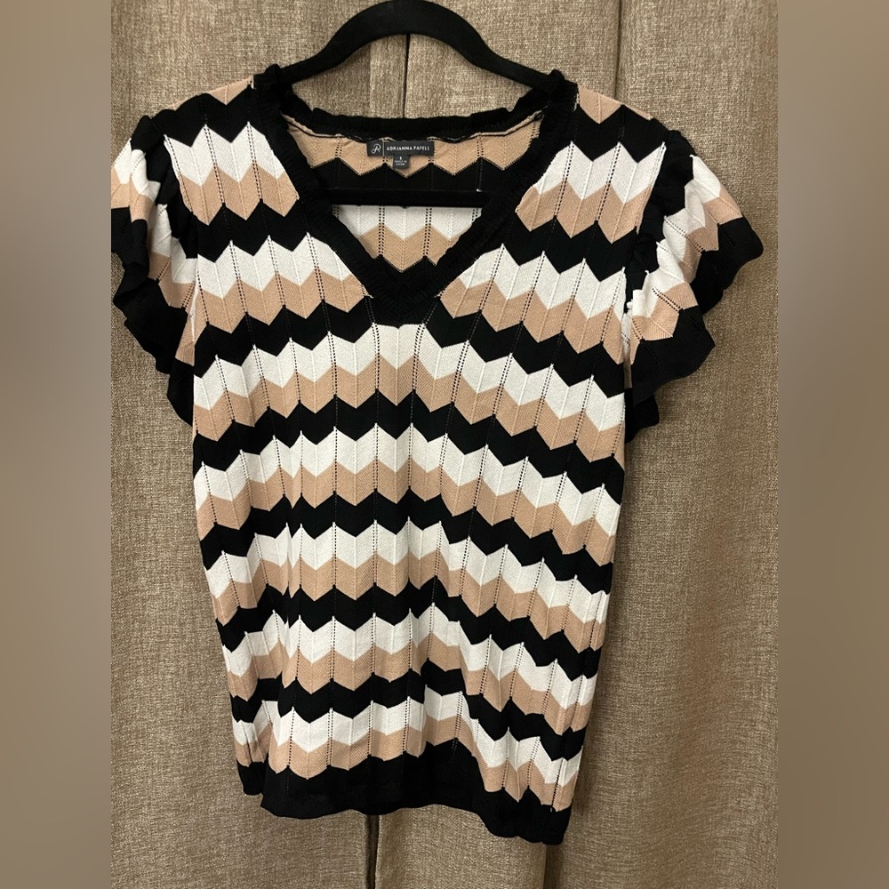 Adrianna Papell Black and White Fitted Ribbed Blouse